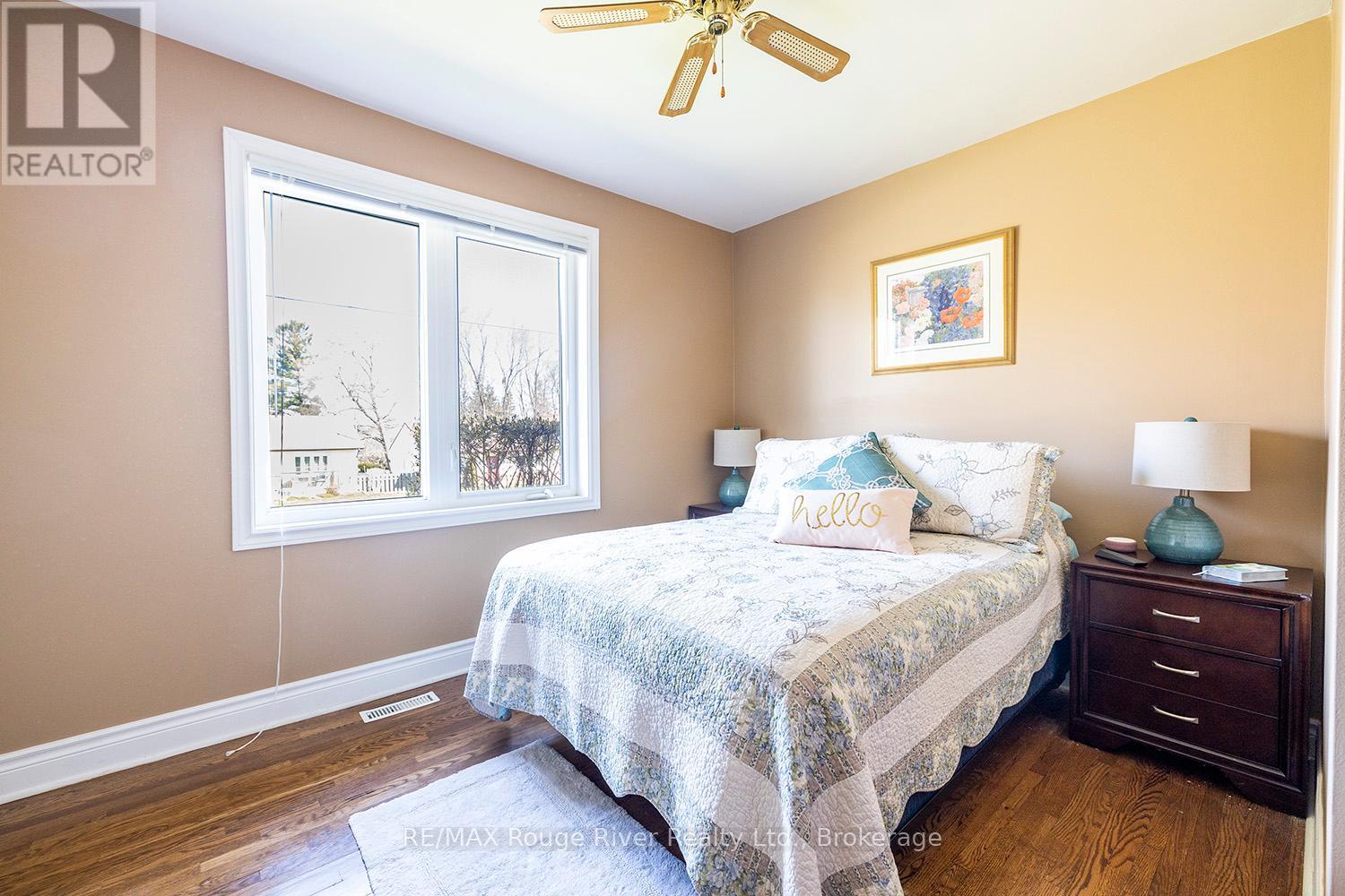 9 GRANARD BOULEVARD - 37