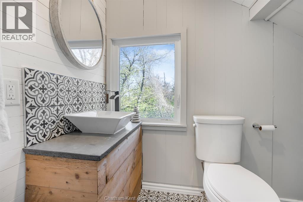 17998 Rondeau ROAD - 32