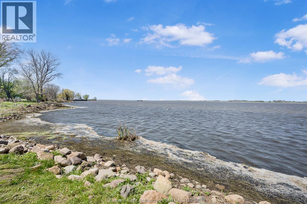 17998 Rondeau ROAD - 42
