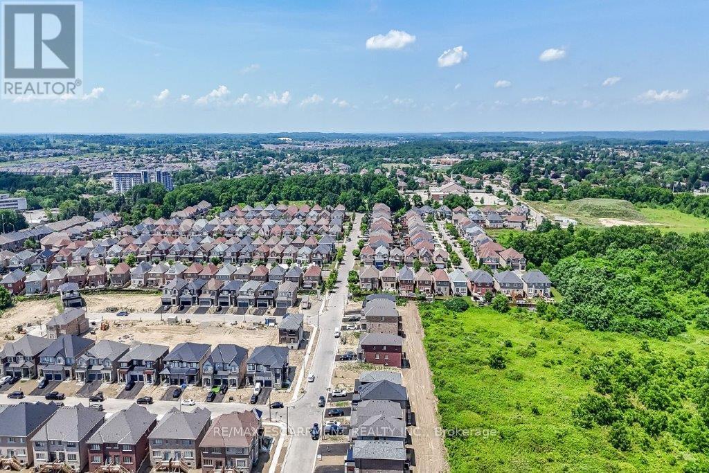 12 SHADY OAKS TRAIL - 50
