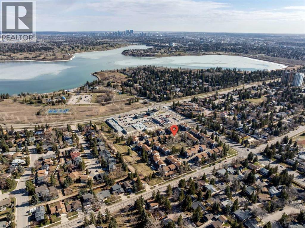 1002, 2520 Palliser Drive SW, Calgary, Alberta, T2V4S9