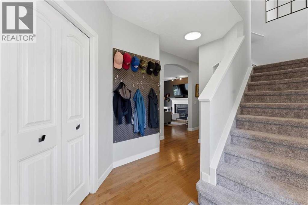 17 Bridlecrest Court SW - 6