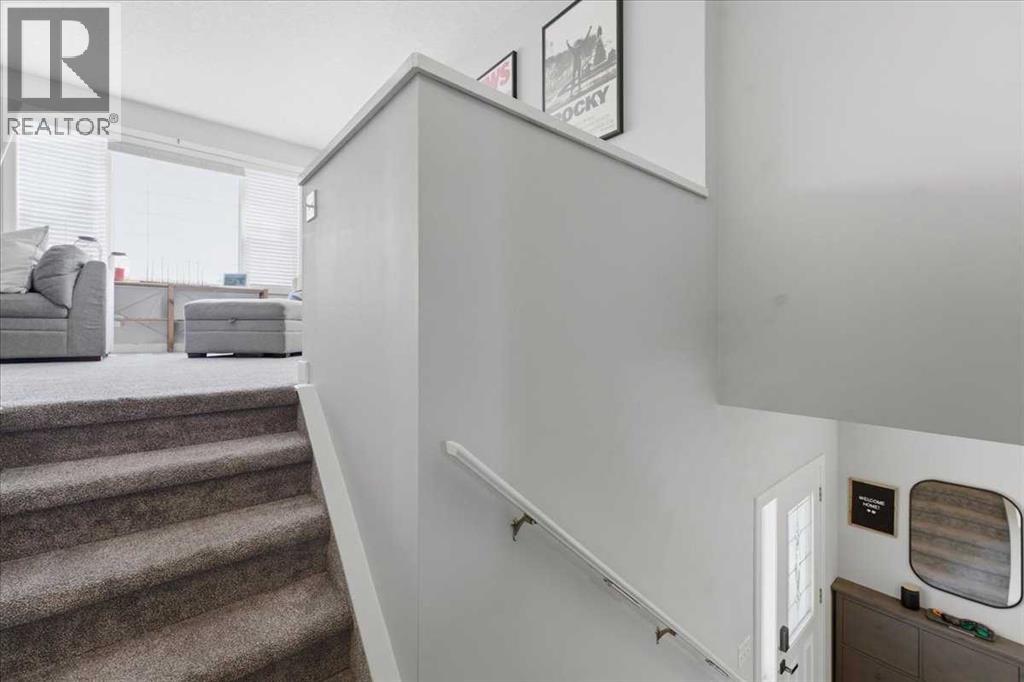 17 Bridlecrest Court SW - 21