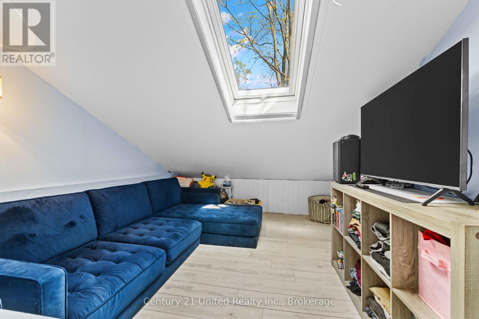 219 ROLLIES POINT ROAD - 21