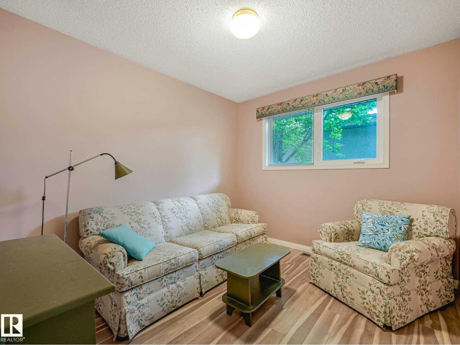 5 AKINS DR — photo 21