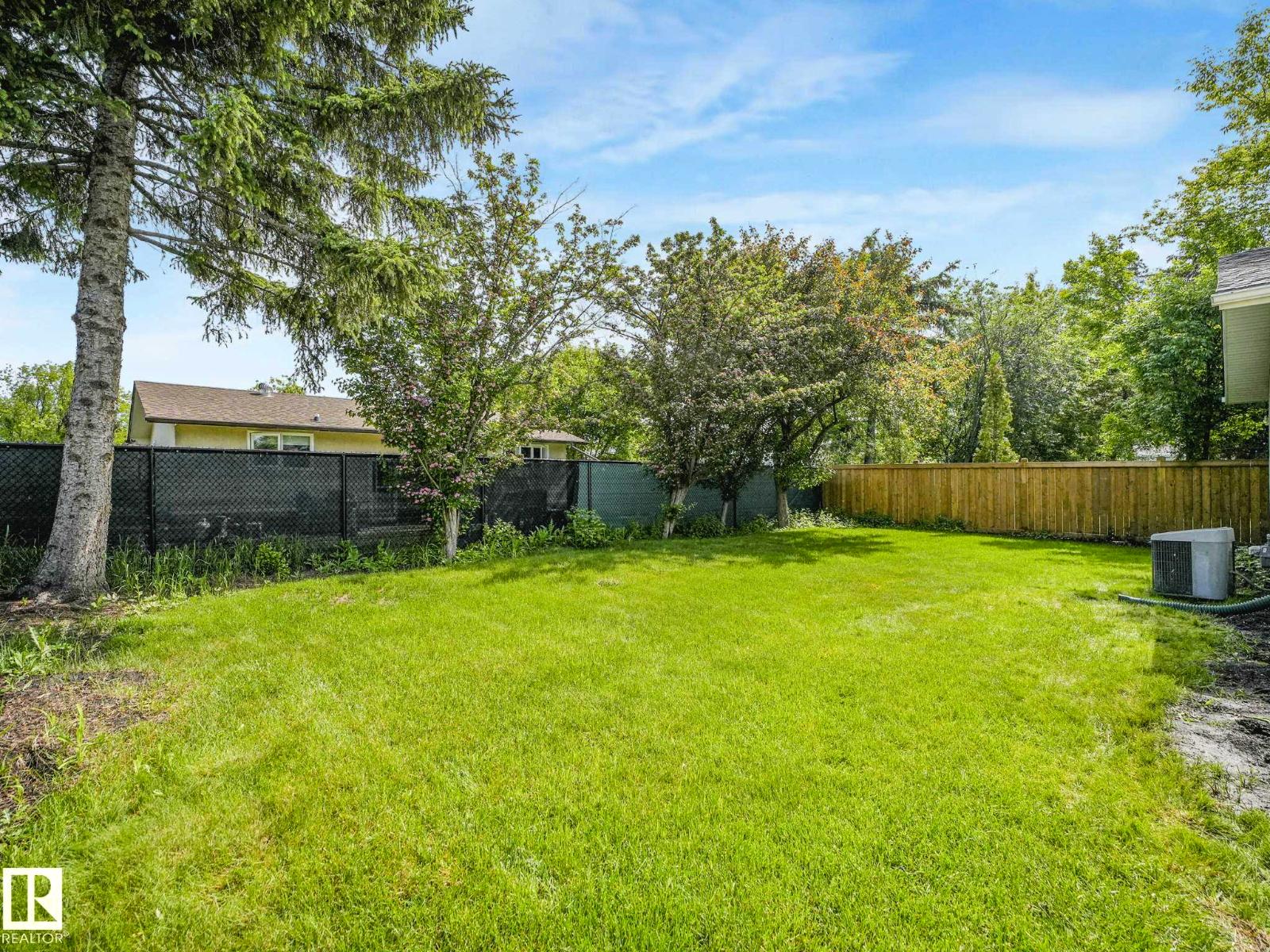 5 AKINS DR — photo 39