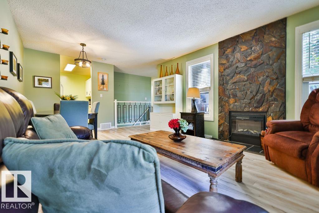 17009 109 ST NW - 11