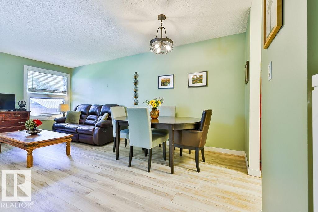 17009 109 ST NW - 8