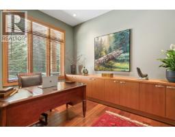 9269 Jorgensen Drive, Halfmoon Bay, BC V7Z1B4 Photo 25