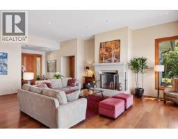 9269 Jorgensen Drive, Halfmoon Bay, BC V7Z1B4 Photo 9