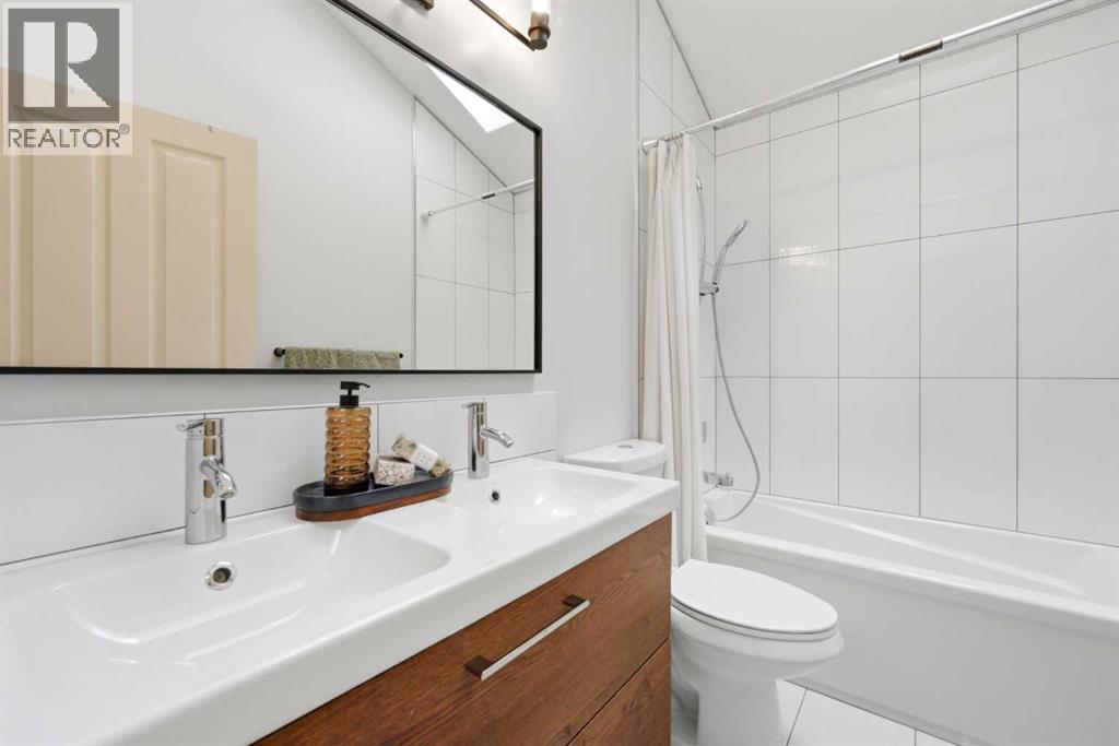 923B 4A Street NW — photo 33