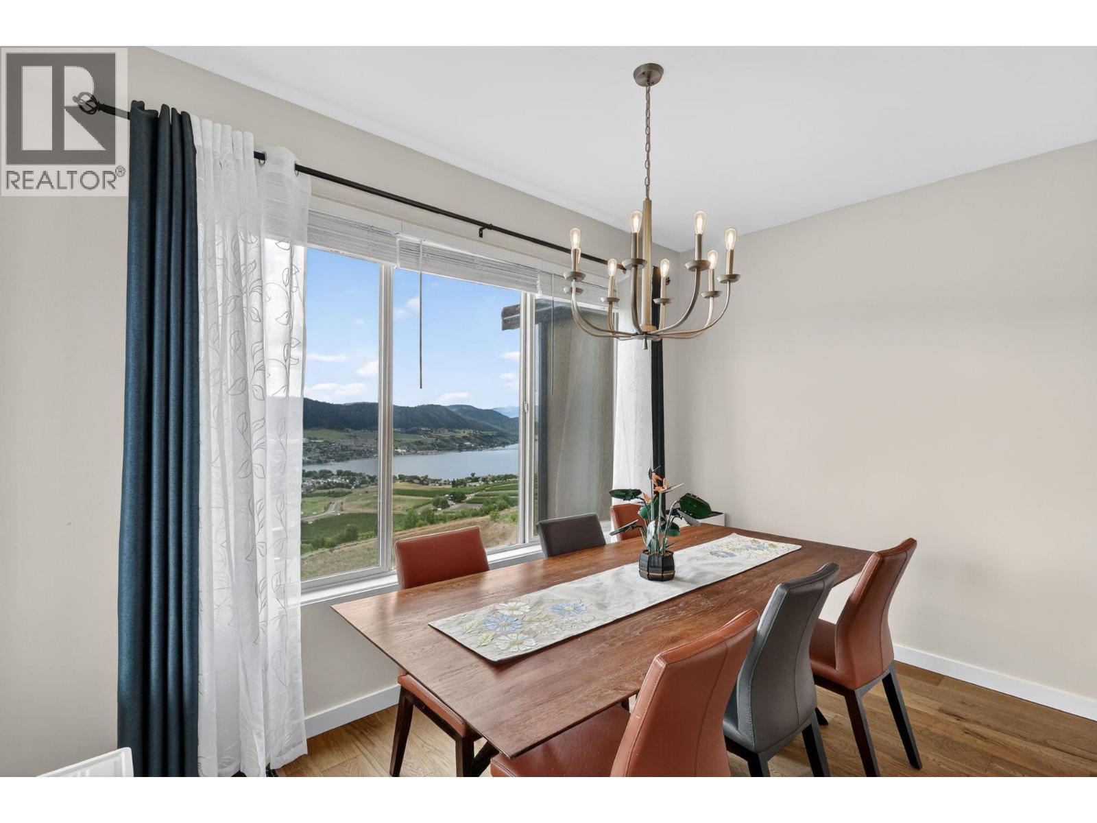 #1 595 Vineyard Way N - 16