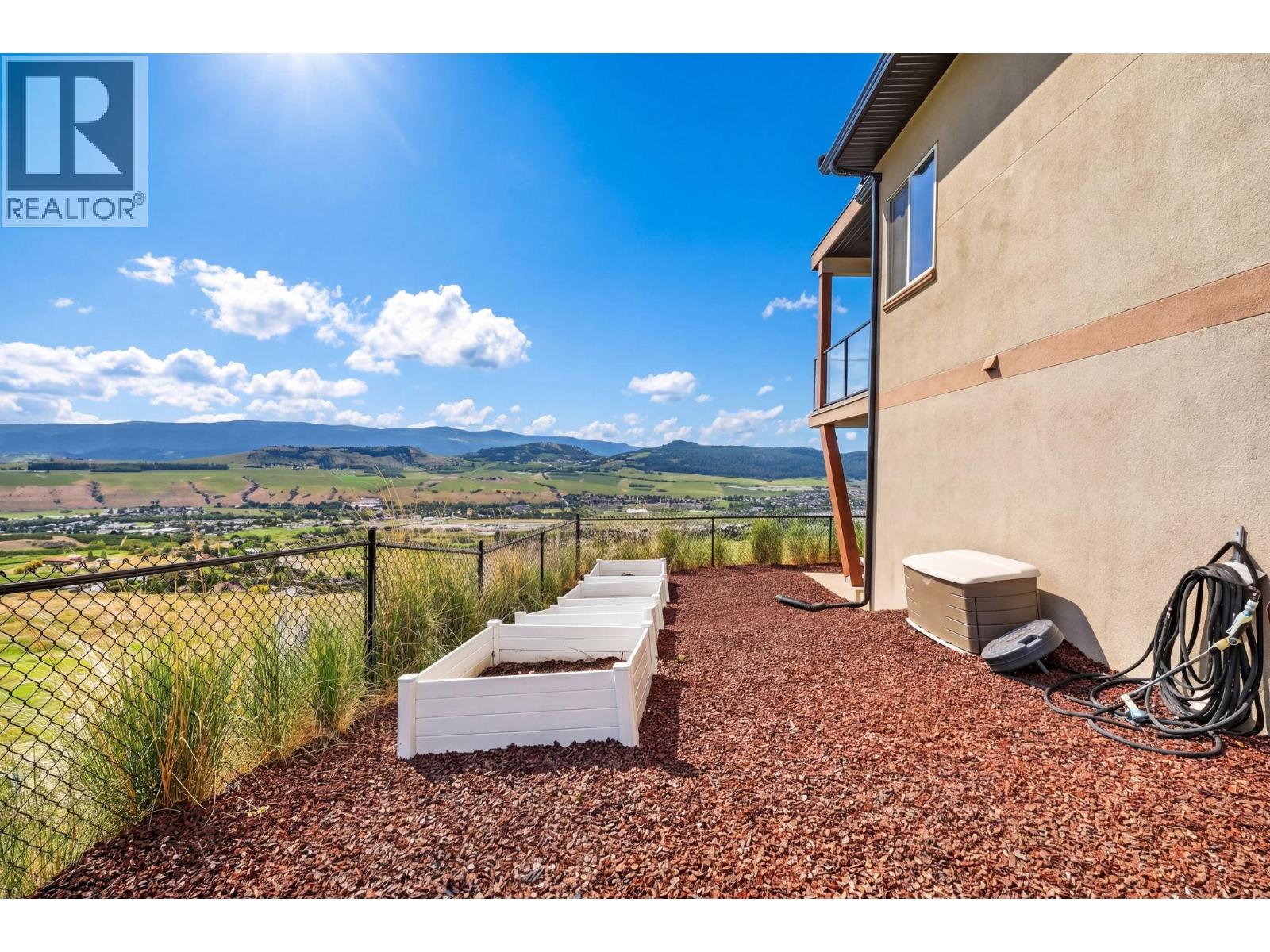 #1 595 Vineyard Way N - 51
