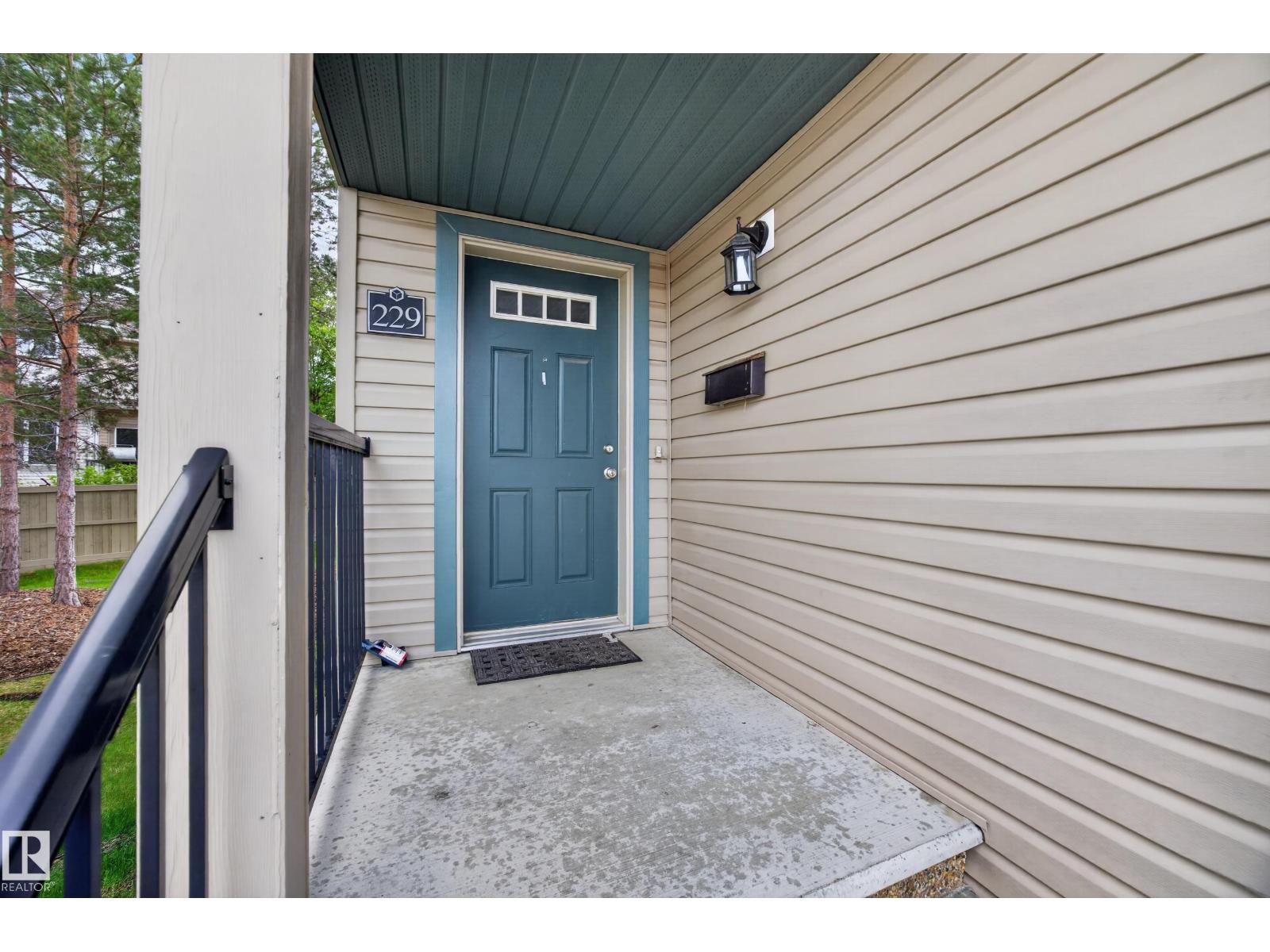 #229 21 SUMMERWOOD DR - 6