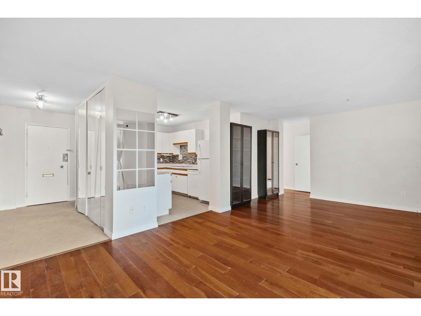 #205 9940 112 ST NW - photo 2