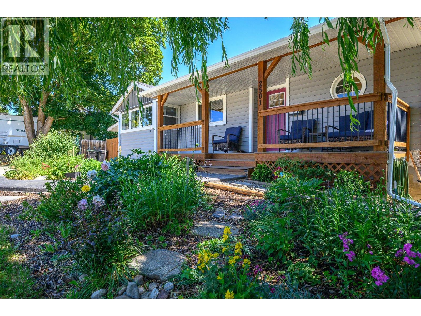 2501 17 Street - Image 4