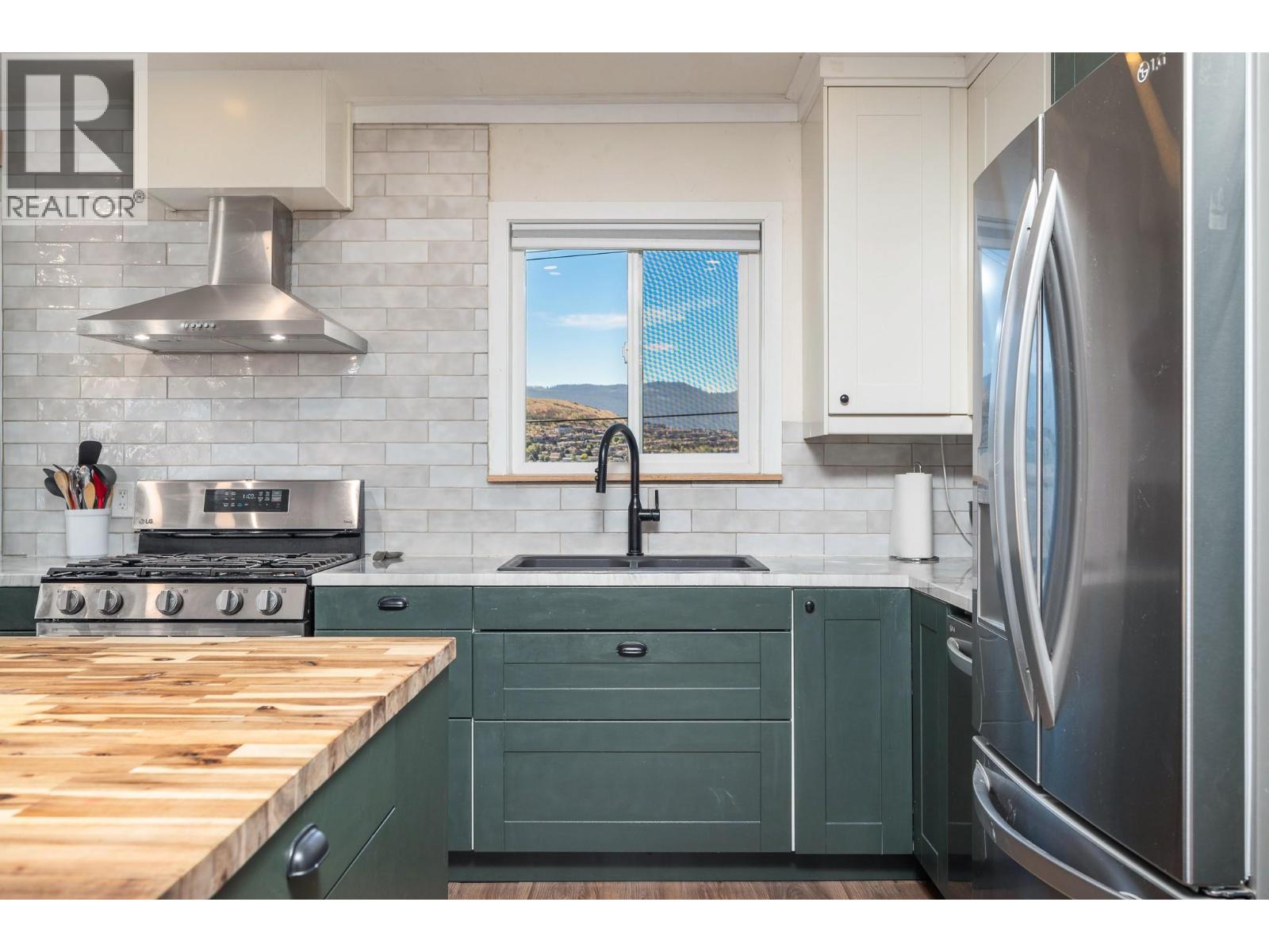 2501 17 Street - 7