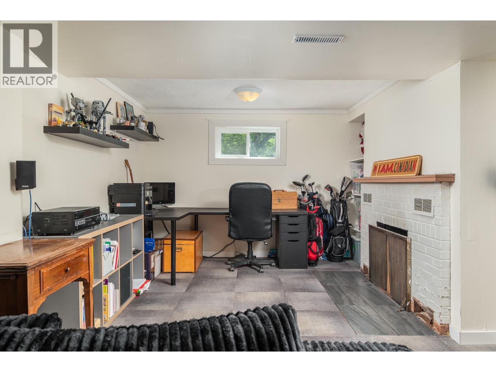 2501 17 Street - 24