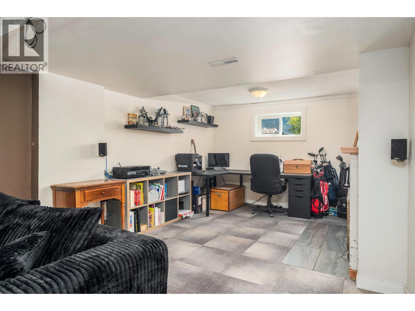 2501 17 Street - 23