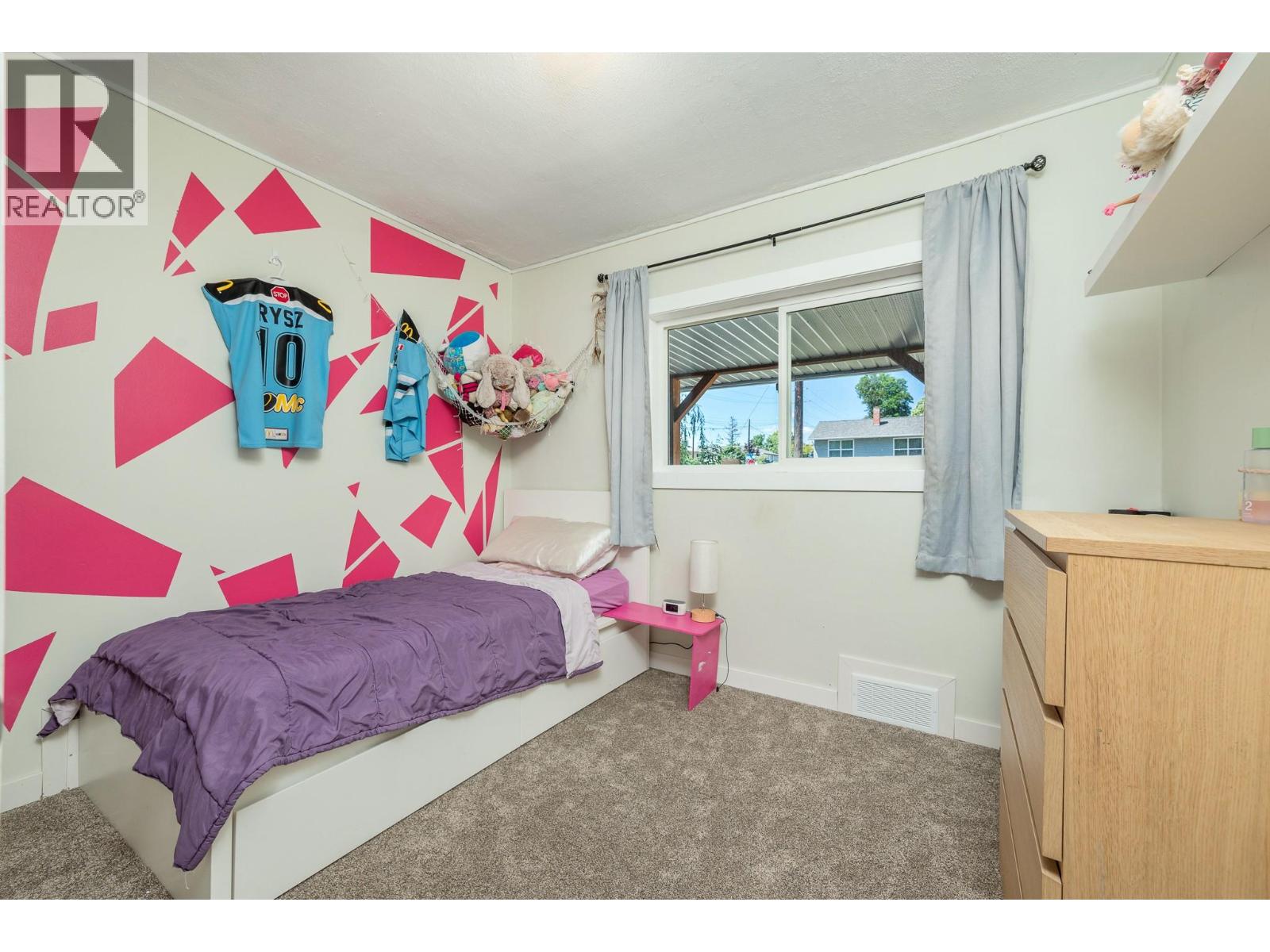 2501 17 Street - 19