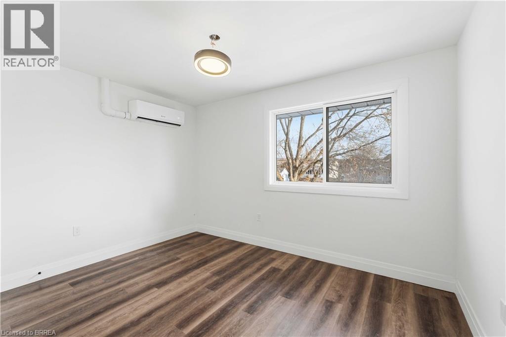1352 #8 Highway - 21