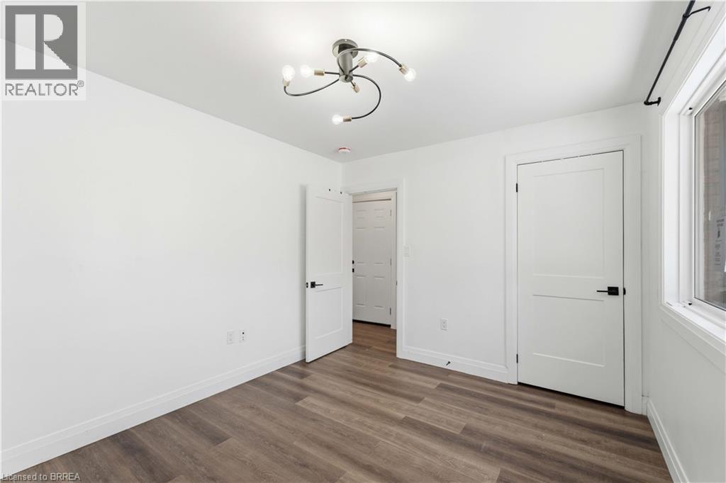 1352 #8 Highway - 23