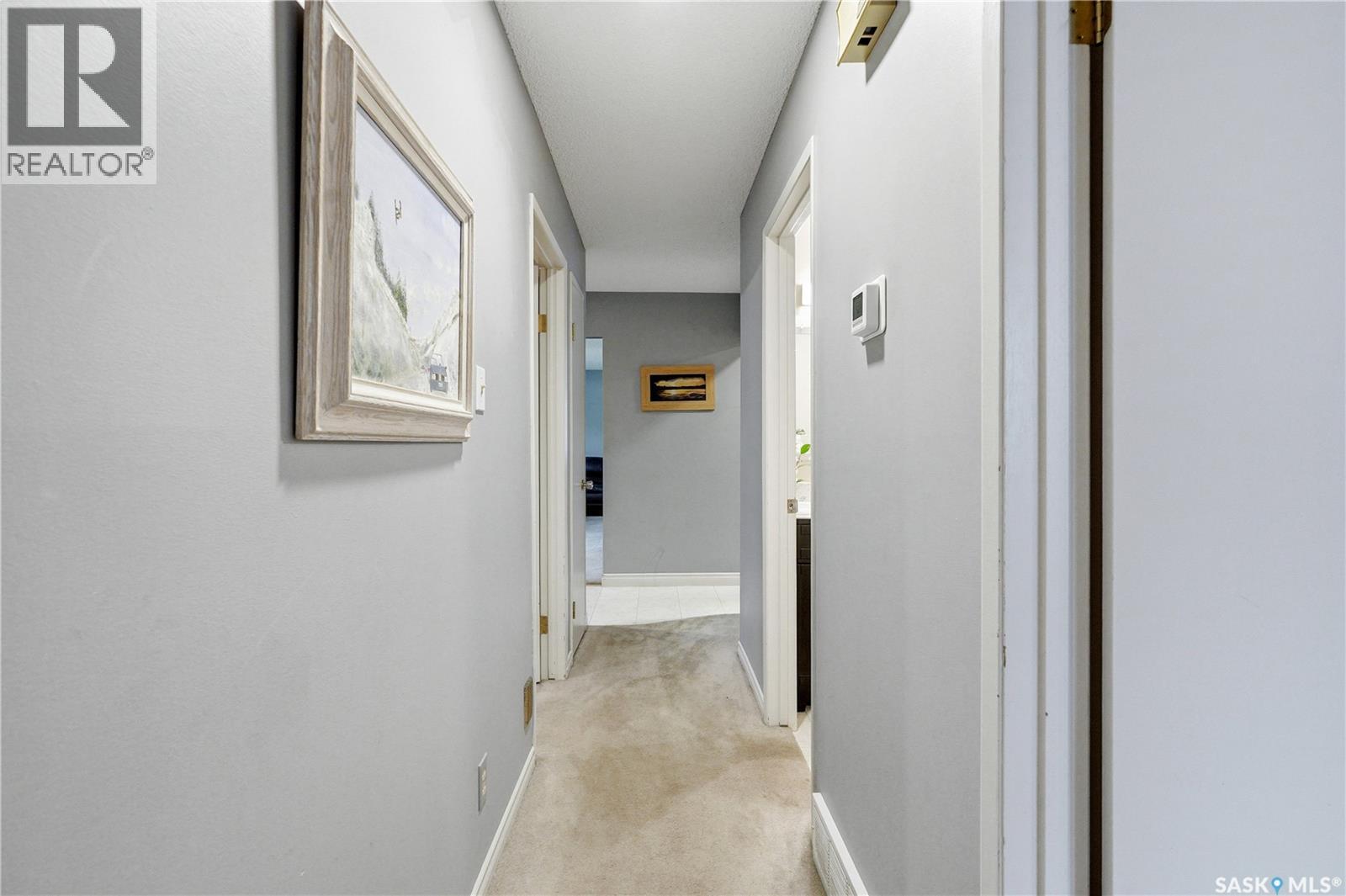 441 Capilano DRIVE — photo 26