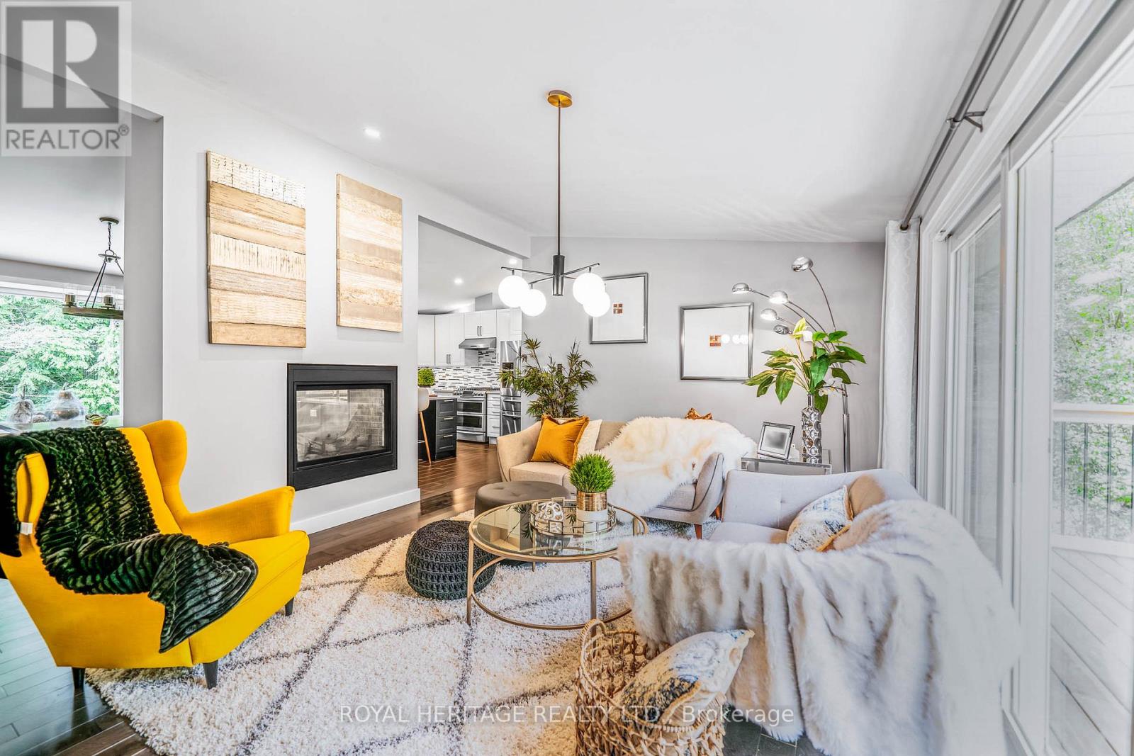 5260 CORONATION ROAD - 22