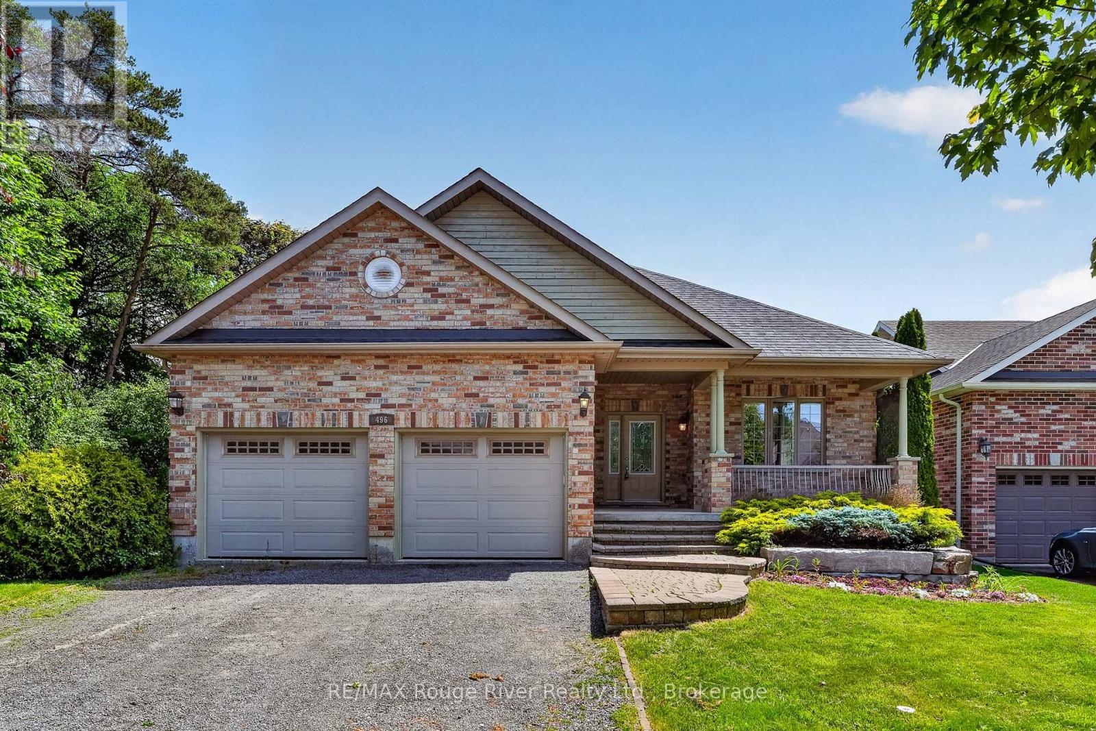 496 FOOTE CRESCENT - 1
