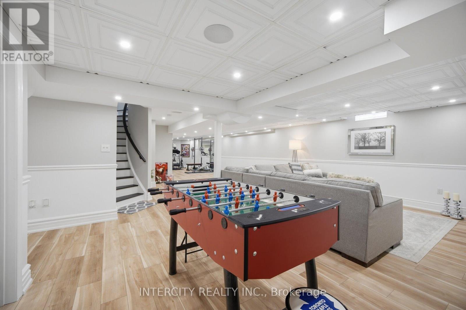 61 WOODLAND TRAIL COURT - 37