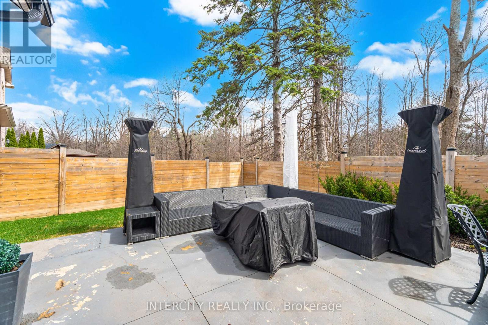61 WOODLAND TRAIL COURT - 45