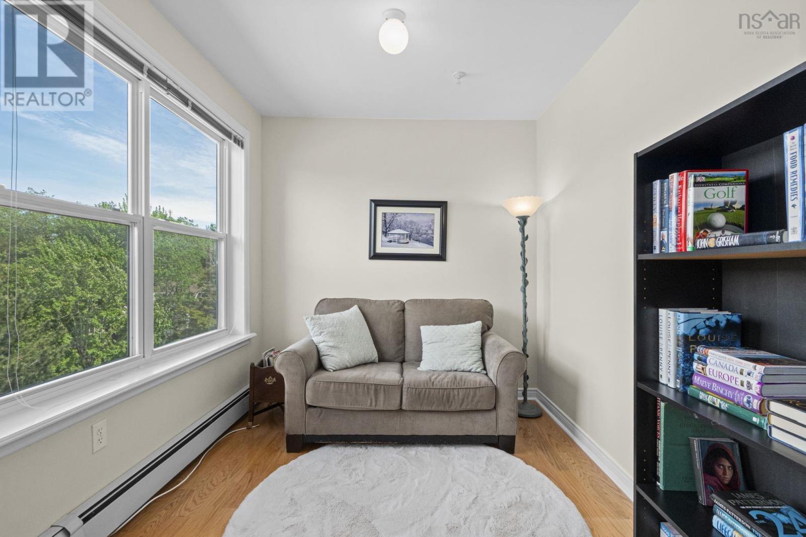 #301 2 Lake Drive - 17