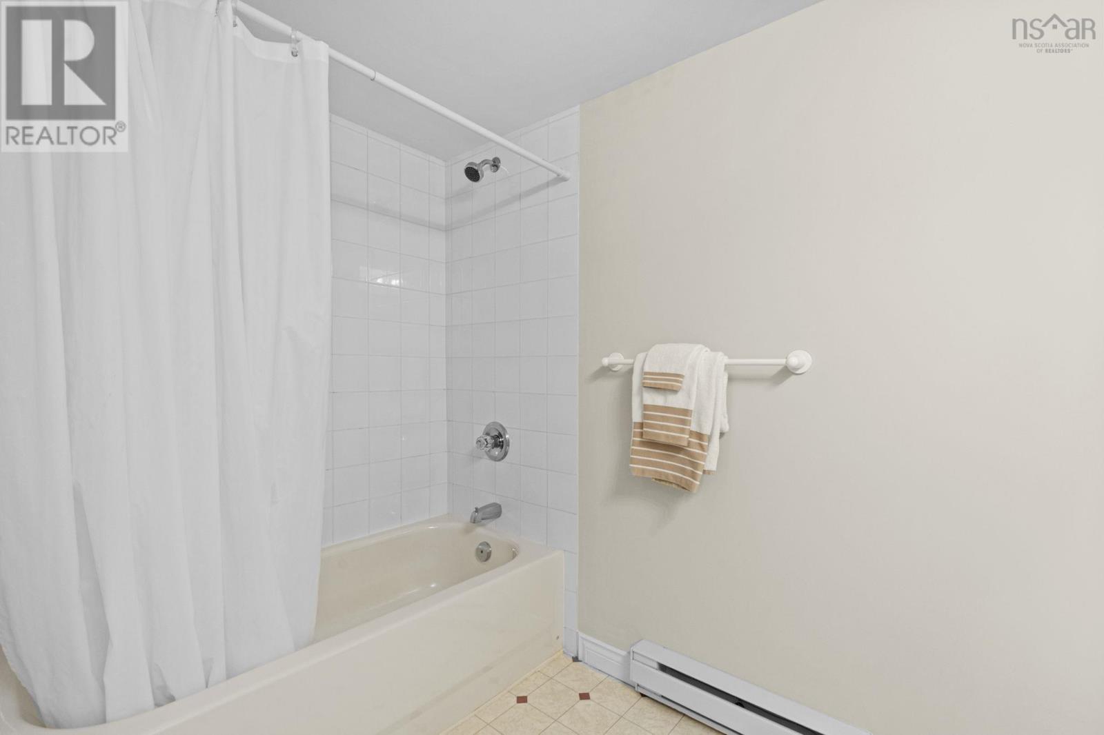 #301 2 Lake Drive - 20