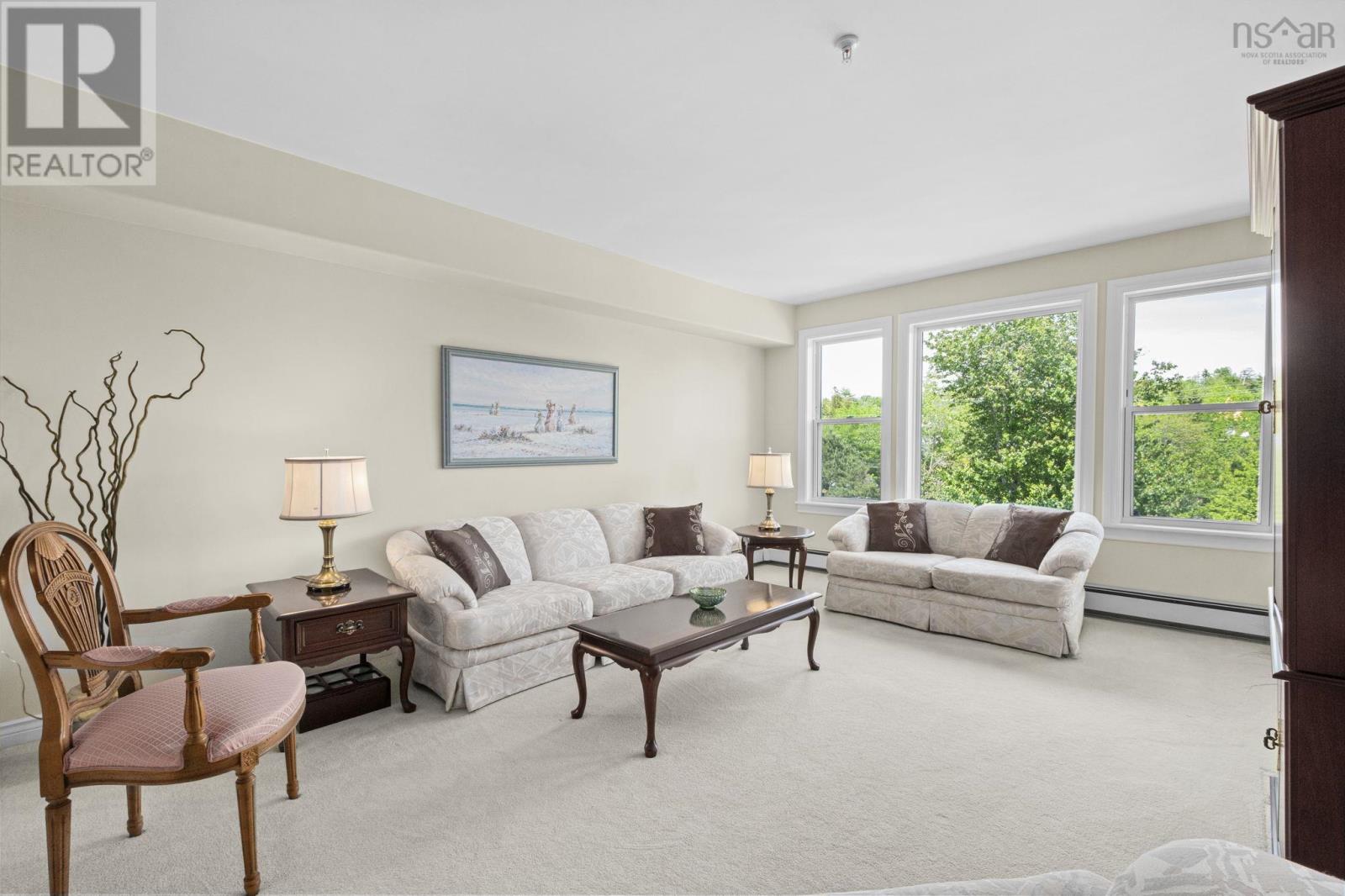 #301 2 Lake Drive - 12