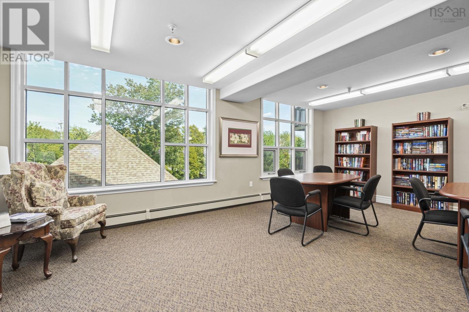 #301 2 Lake Drive - 27