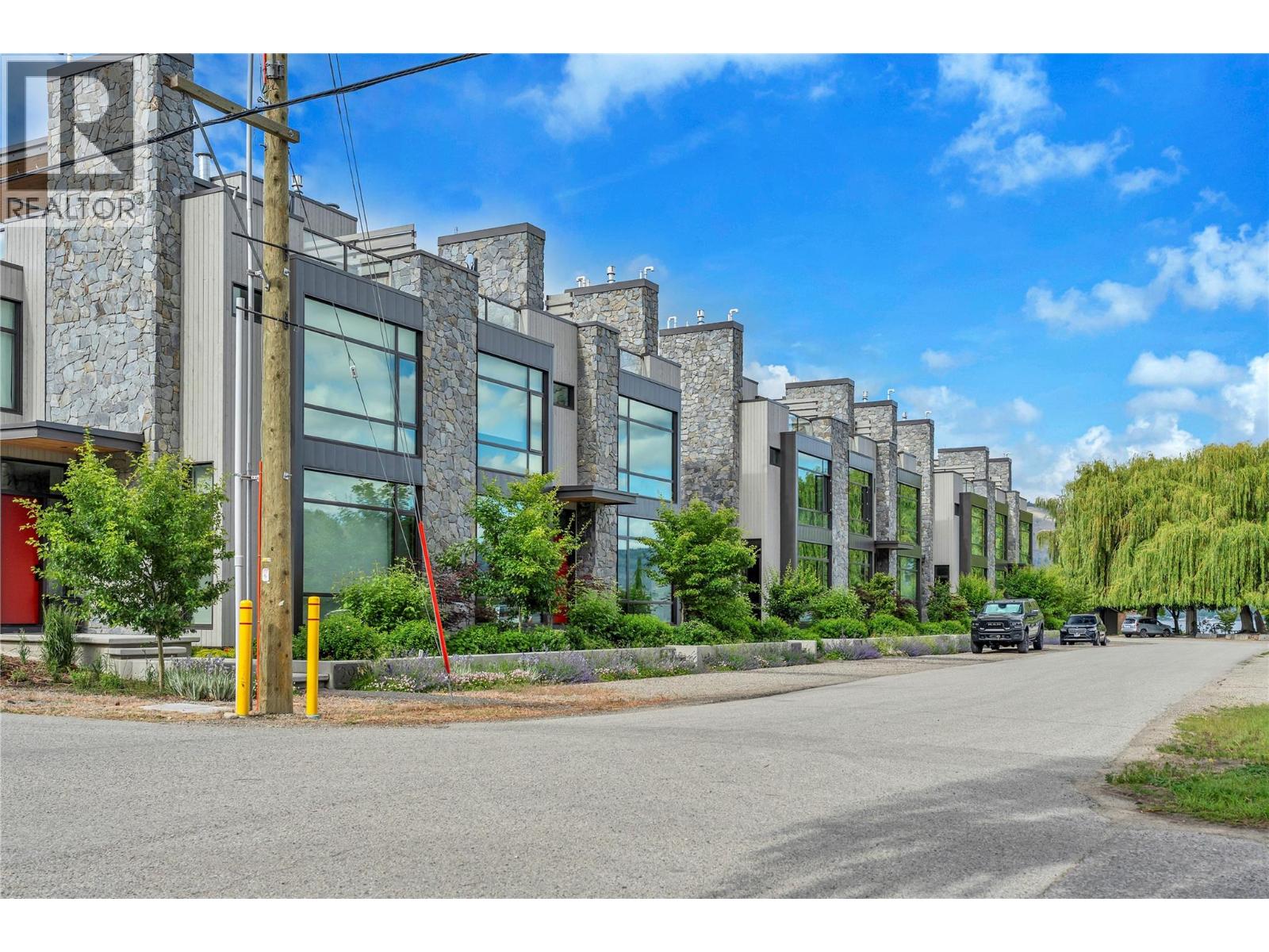 210 Anna Avenue - 52