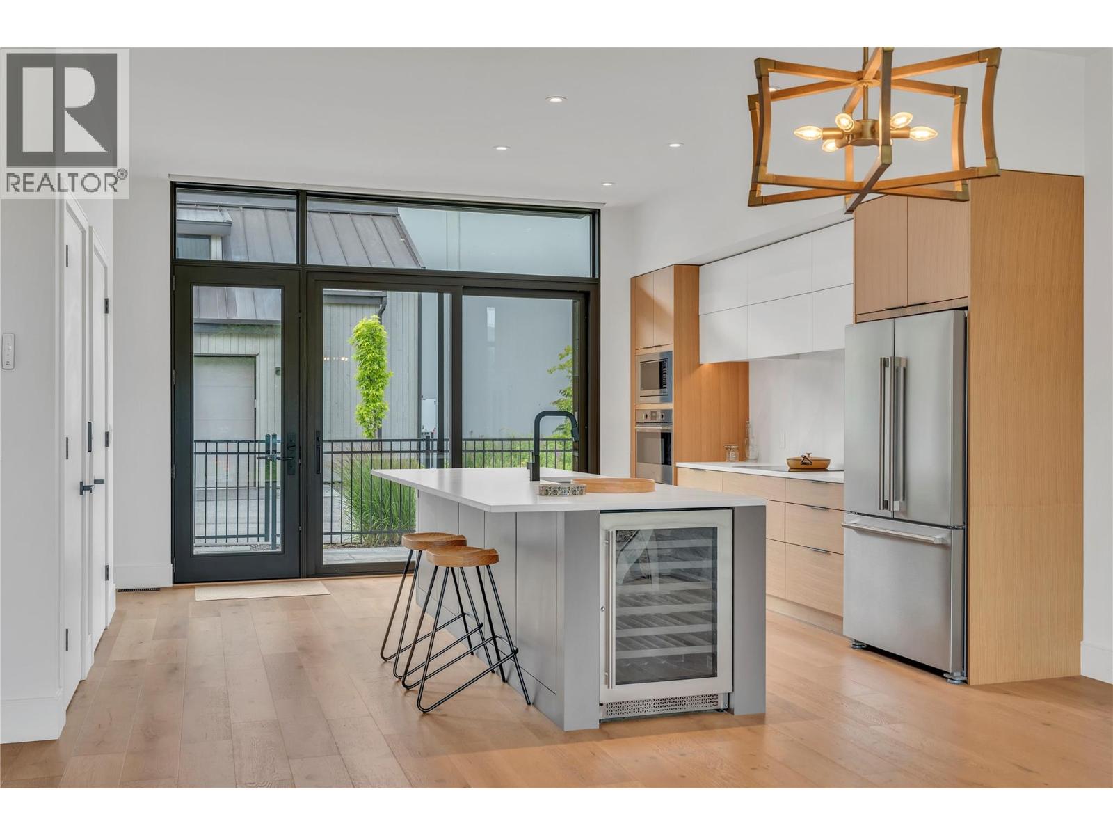 210 Anna Avenue - 10