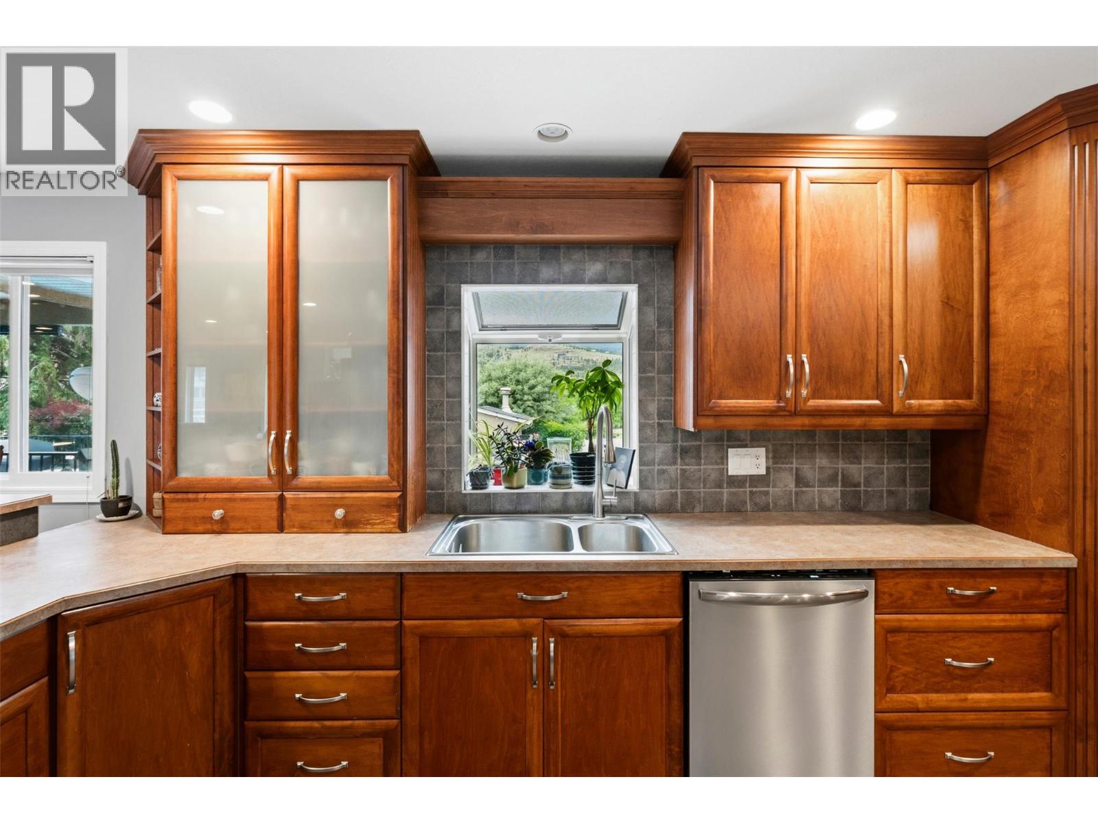 7145 TUCELNUIT Drive - 16