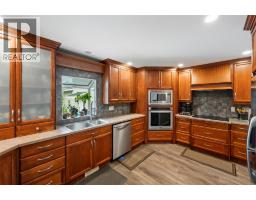 2pc Bathroom - 7145 Tucelnuit Drive, Oliver, BC V0H1T2 Photo 15