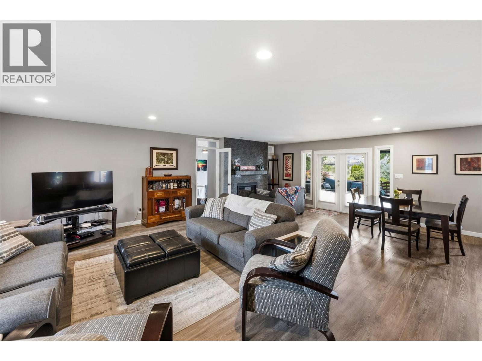 7145 TUCELNUIT Drive - 10