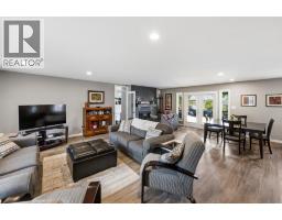 3pc Ensuite bath - 7145 Tucelnuit Drive, Oliver, BC V0H1T2 Photo 10