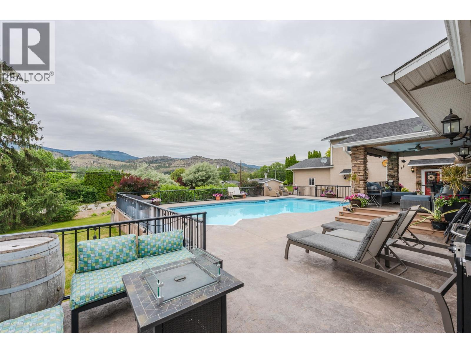 7145 TUCELNUIT Drive - 42