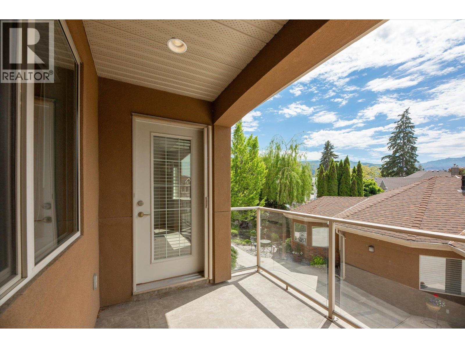 #212 4433 Gordon Drive - 15