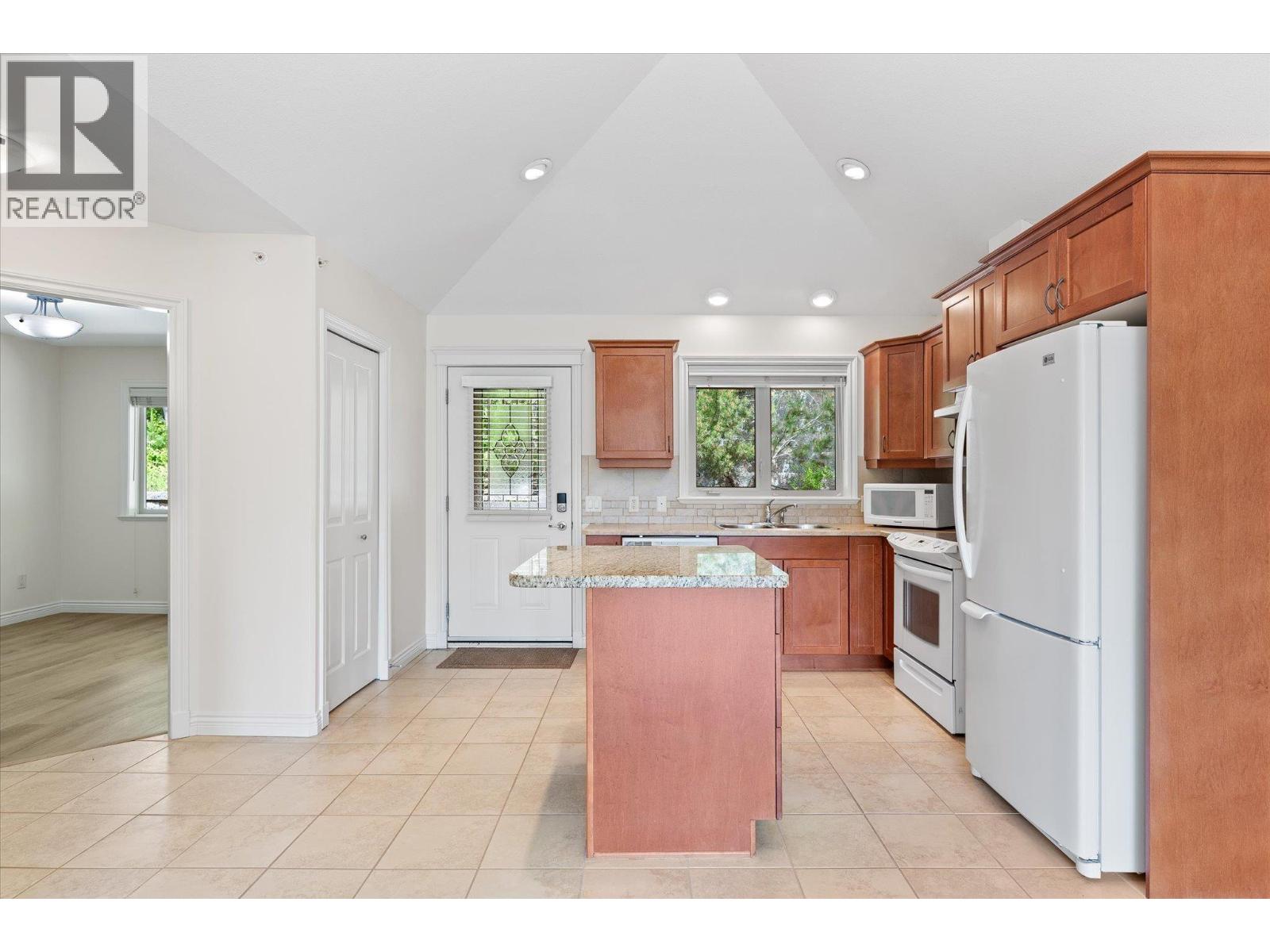 #212 4433 Gordon Drive - 21