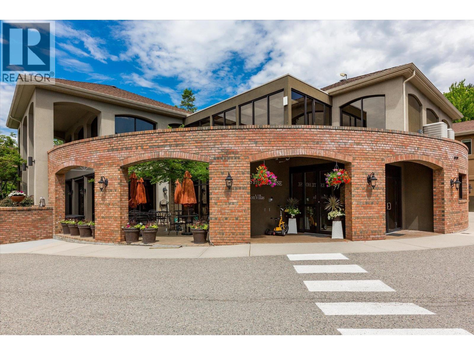 #212 4433 Gordon Drive - 24