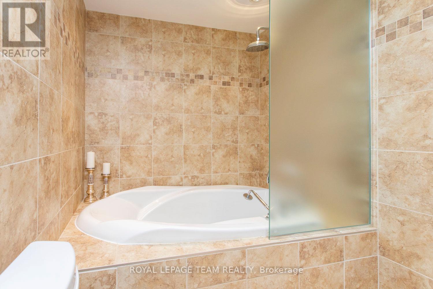 2 Bed, 2 Bath House for Rent in Ottawa – 1108 – 90 GEORGE STREET, Ottawa – MLS# X13469482 - Image 14