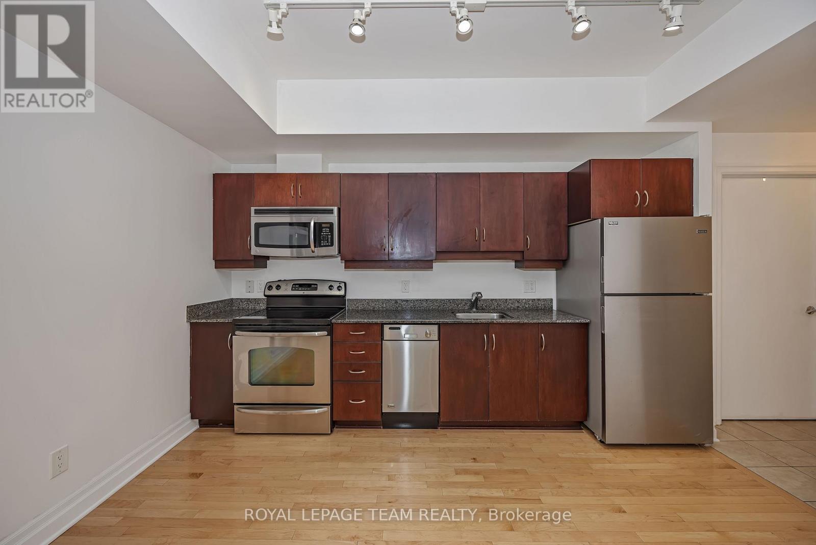 1 Bed, 1 Bath Apartment for Sale in Ottawa – 507 – 245 KENT STREET, Ottawa – MLS# X13469510 - Image 17