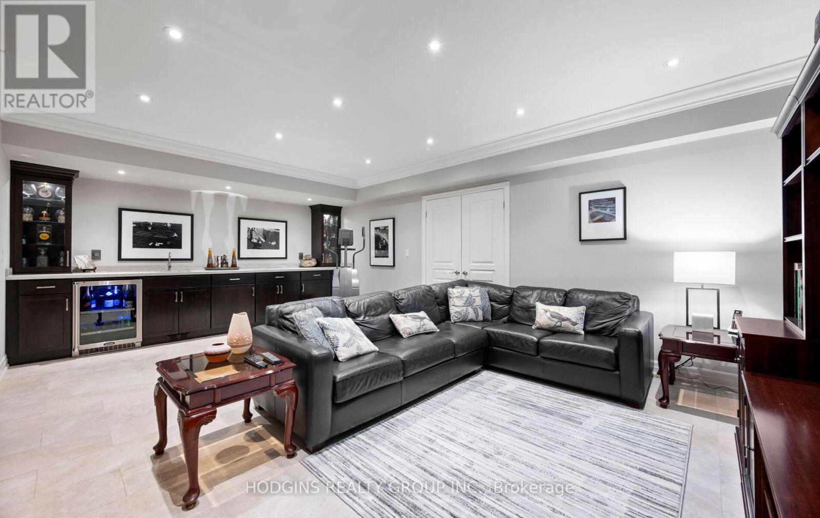 #42 136 ST LAWRENCE DRIVE - 44