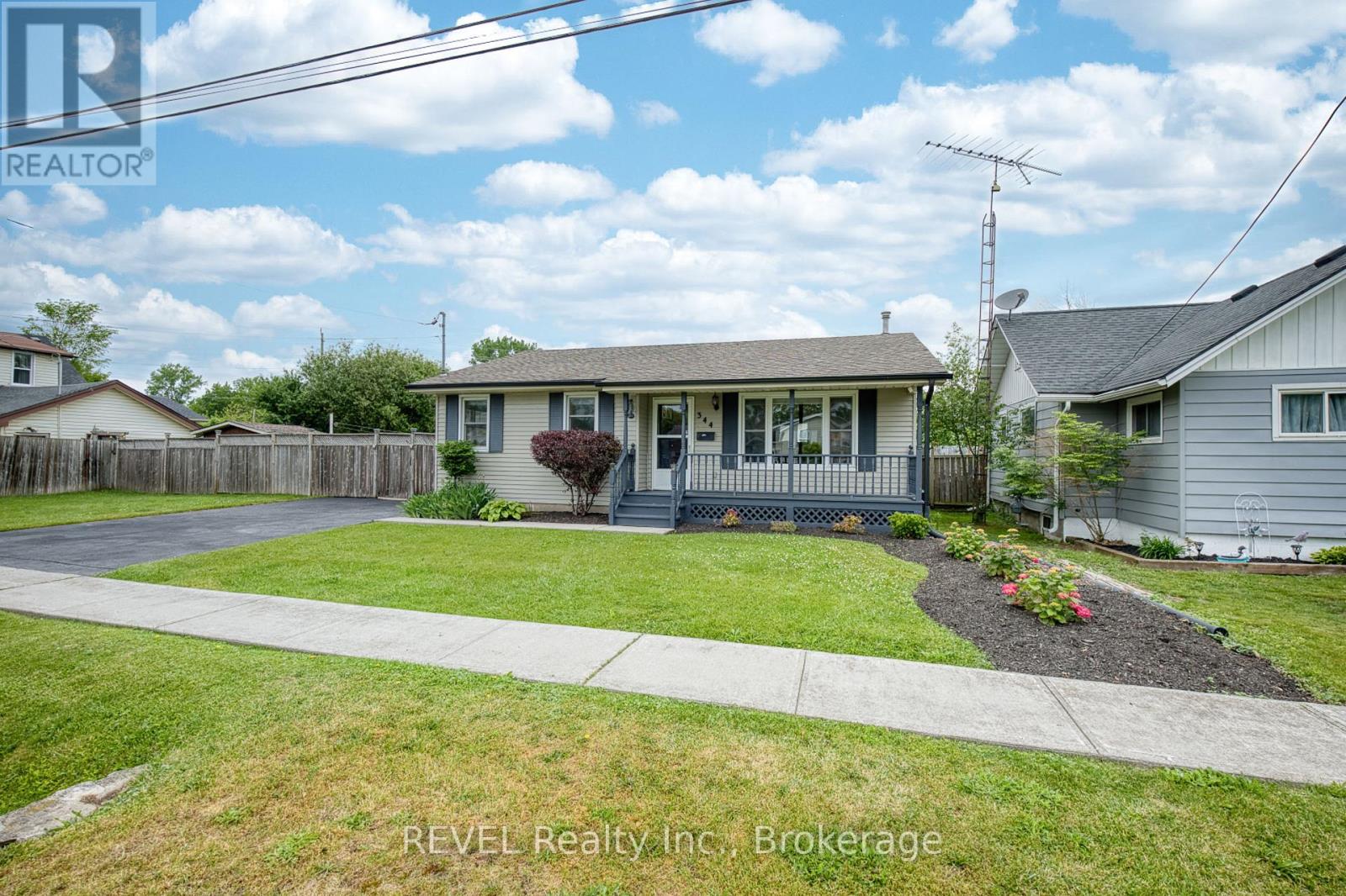 344 LEASK AVENUE - 1