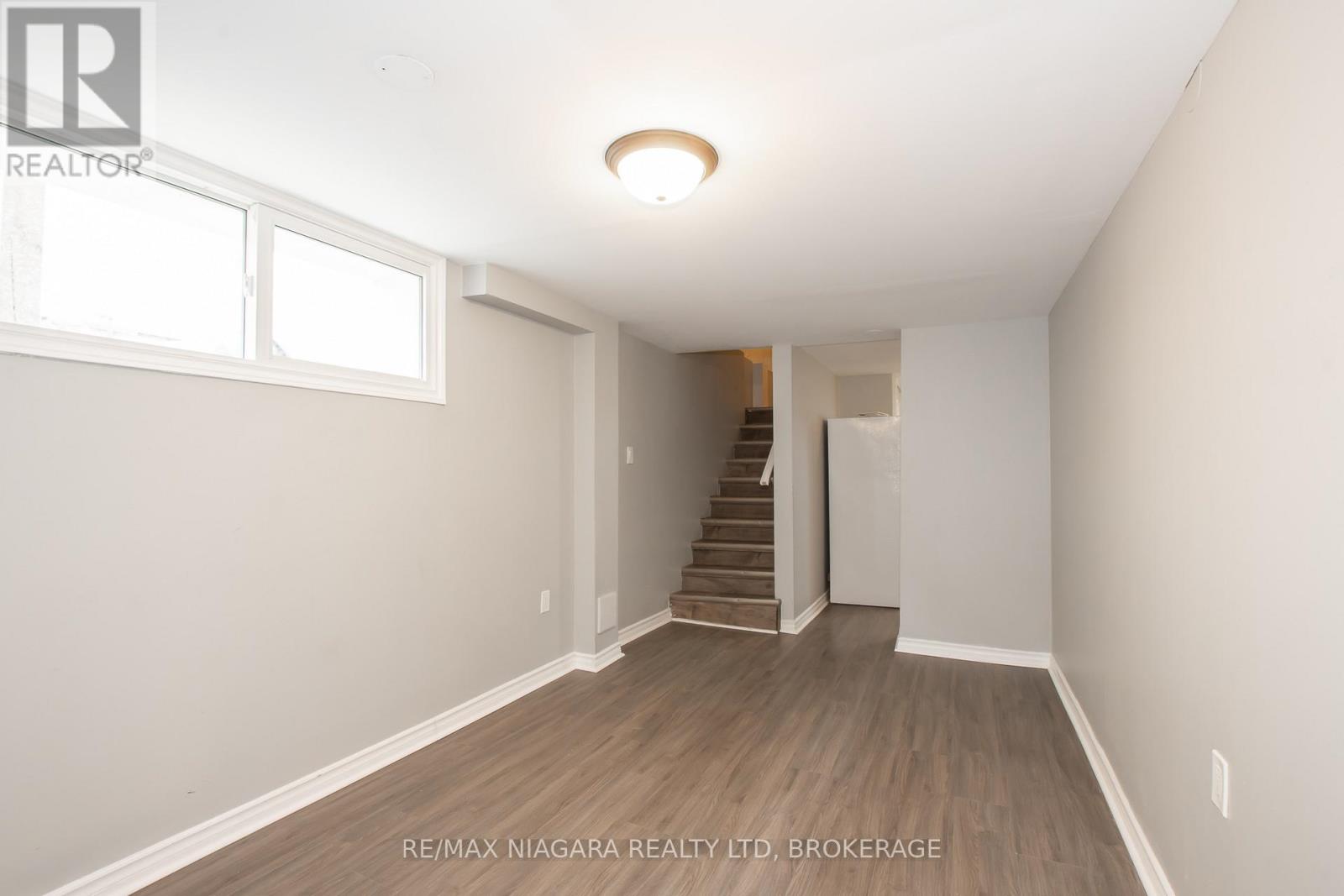 4 MANCHESTER AVENUE - 15